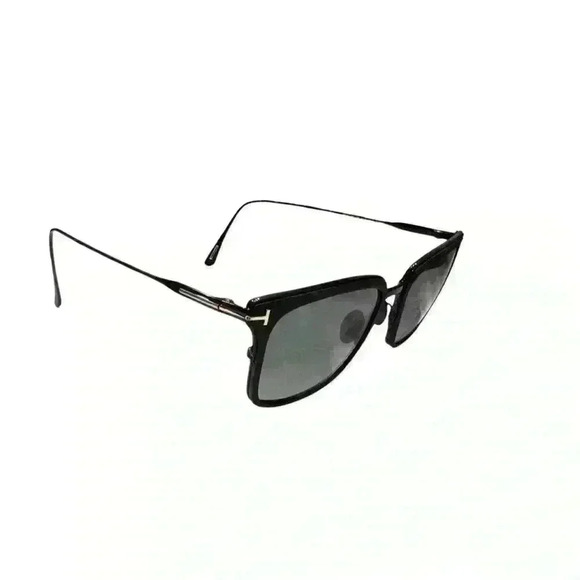 Tom Ford Hayden Sunglasses - Matte Black Frame w Custom Gradient Dark Lenses - Picture 3 of 6